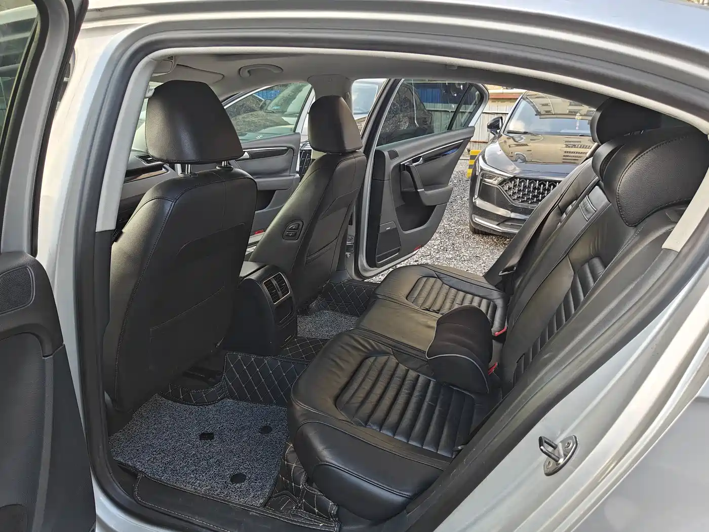 Volkswagen Magotan 2013 1.8TSI Leading фото 8