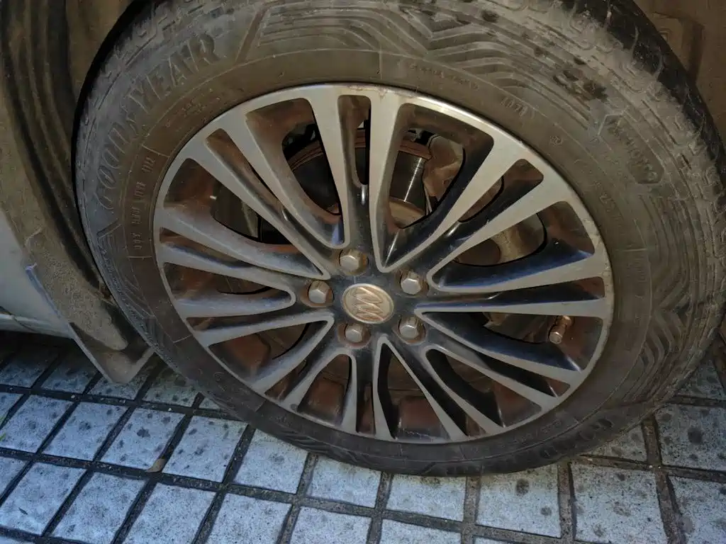 Фото 24 - Buick Excelle