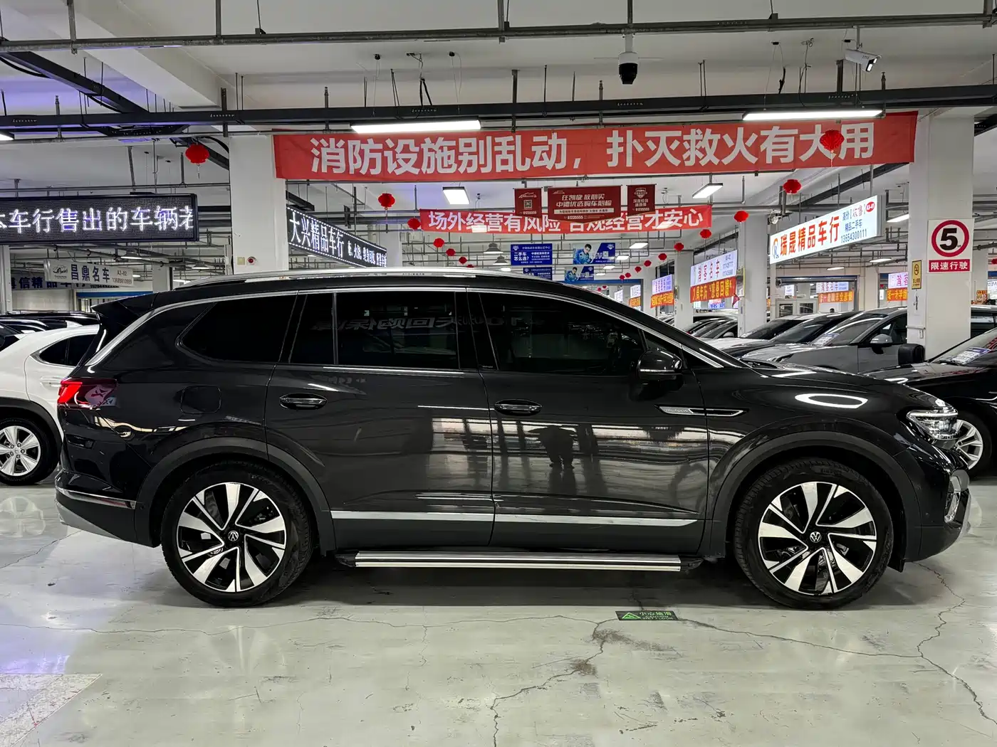 Volkswagen Talagon 2023 Facelift 380TSI 4WD Luxury Premium Pro Edition 6-Seater фото 4