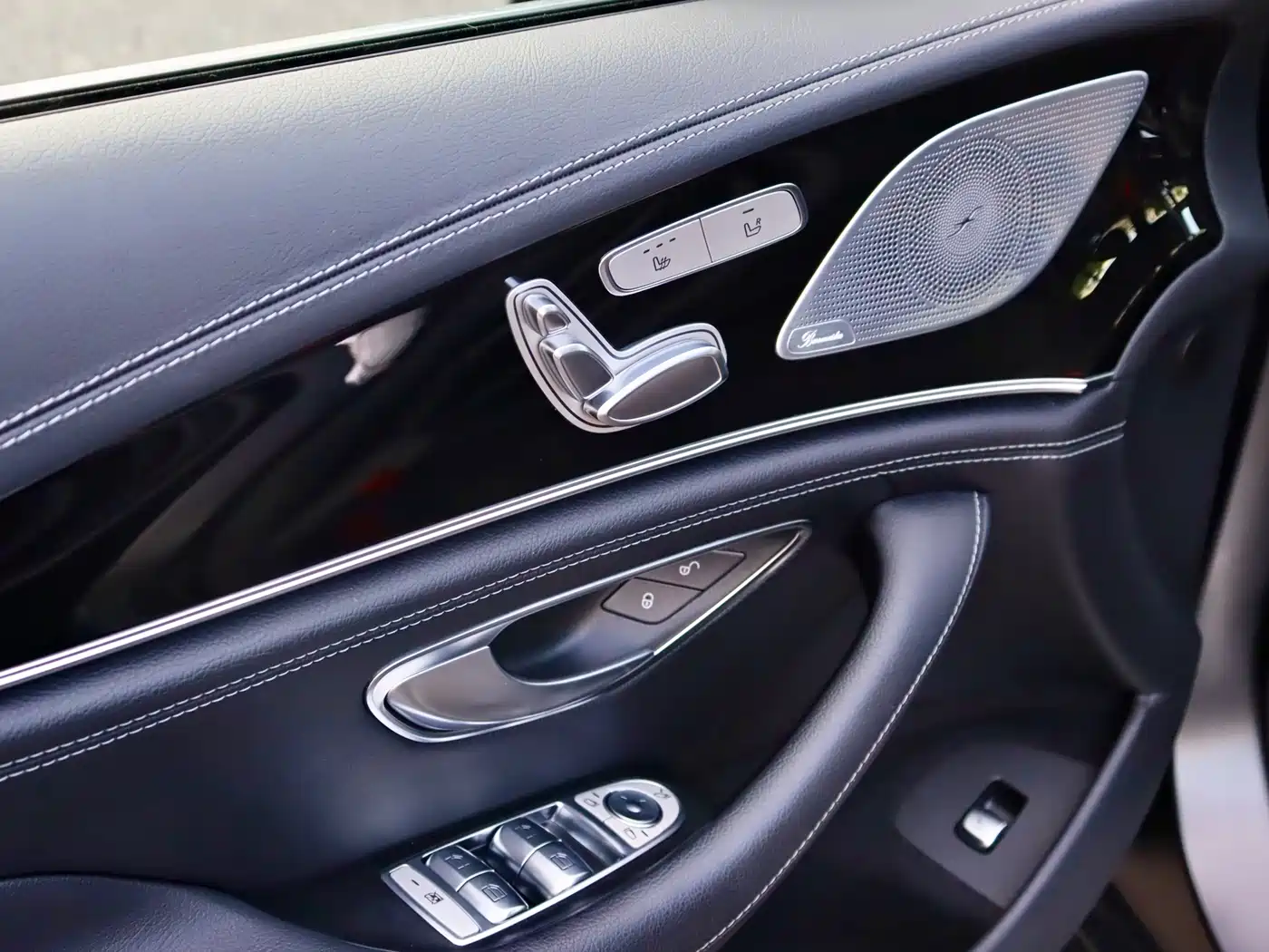 Mercedes-Benz AMG GT 2019 AMG GT 50 4-Door Coupe фото 9