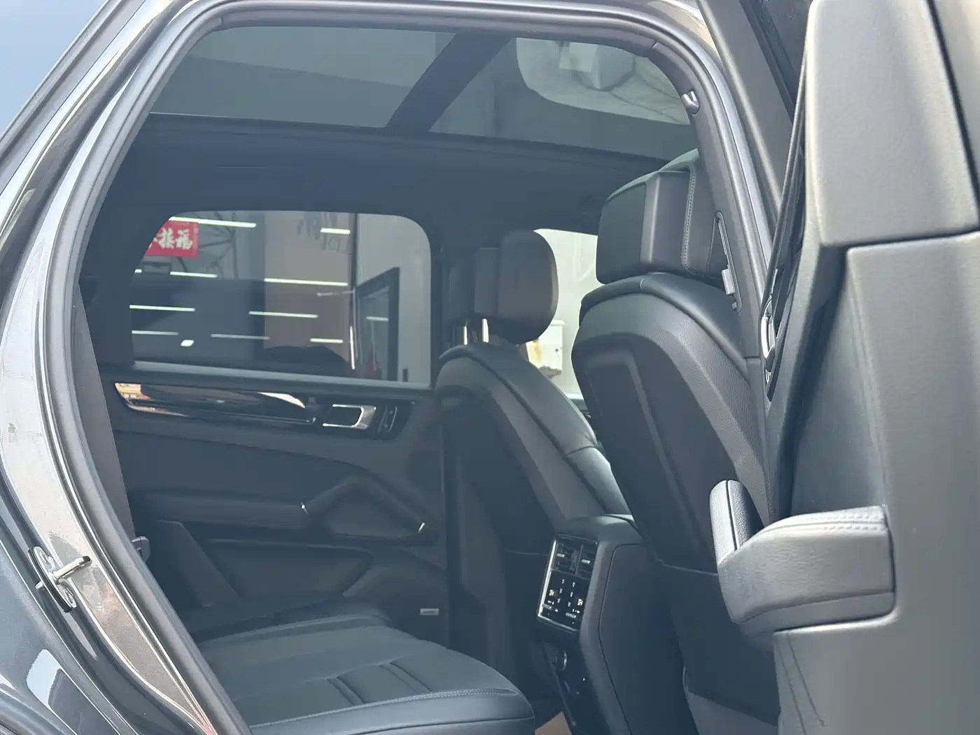 Porsche Cayenne 2019 Cayenne 3.0T фото 24
