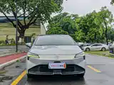 Фото 2 - Aion S Plus