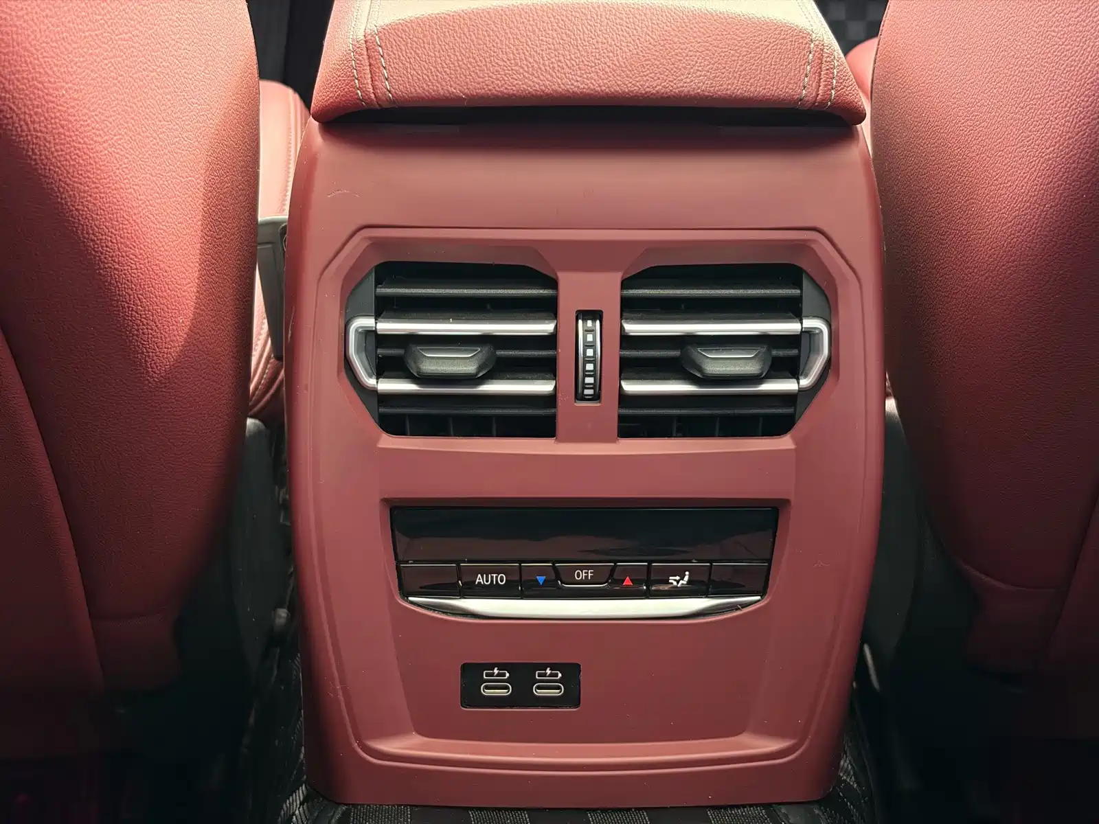 صورة 9 - BMW 3 Series