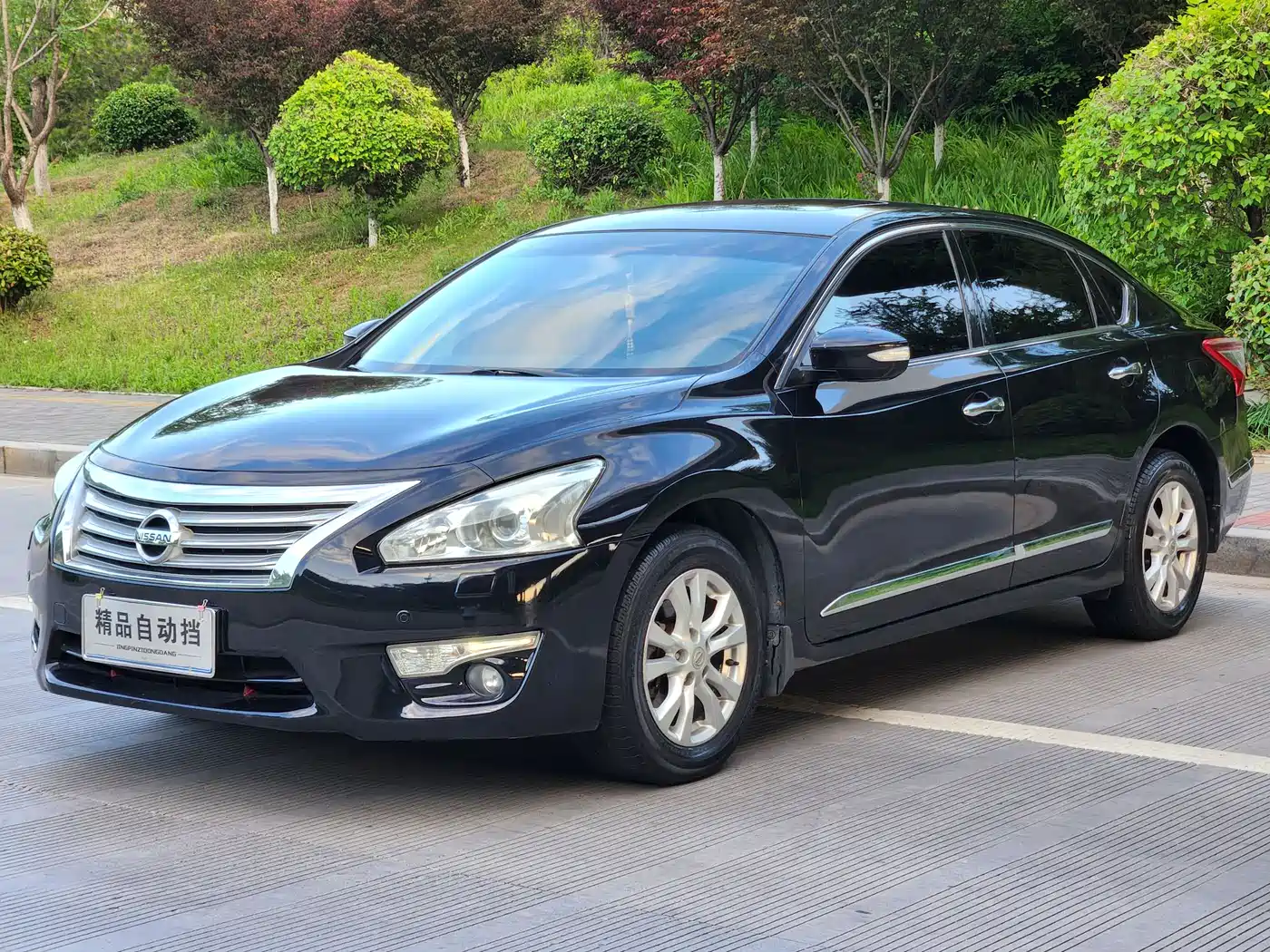 Фото 2 - Nissan Teana
