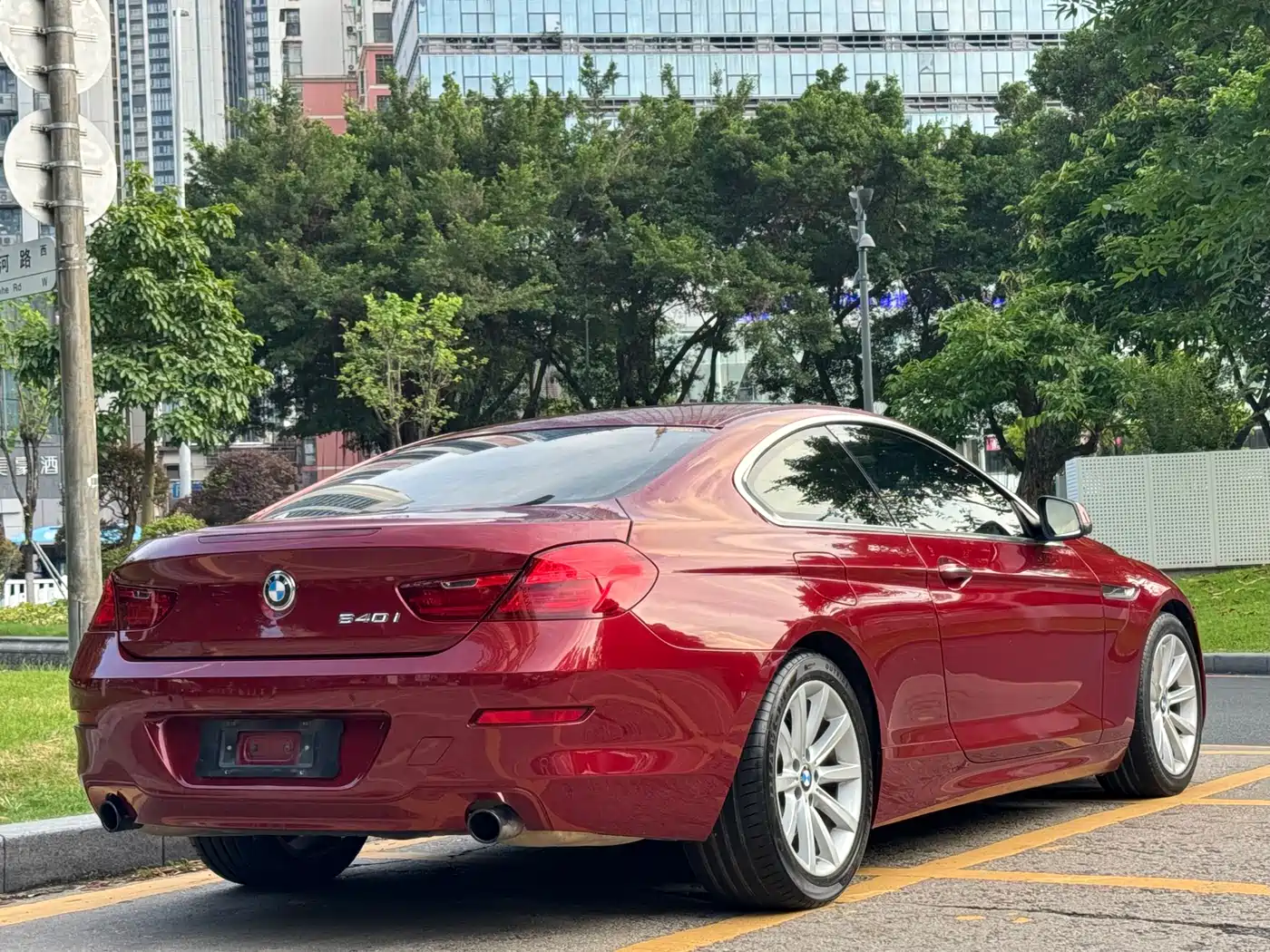 BMW 6 Series 2012 640i Coupe фото 16