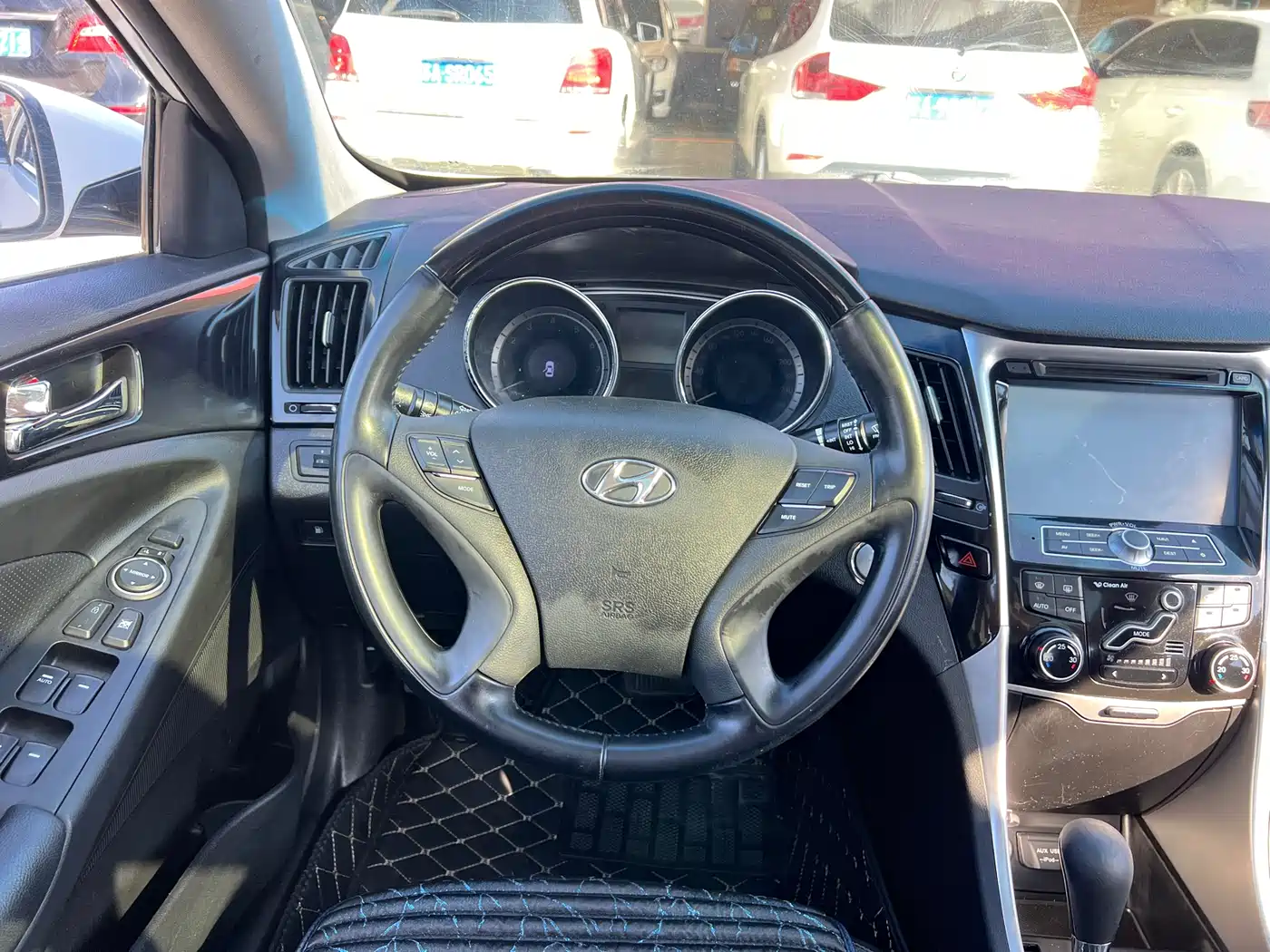 Hyundai Sonata 2015 2.4L LUX Ultimate фото 15