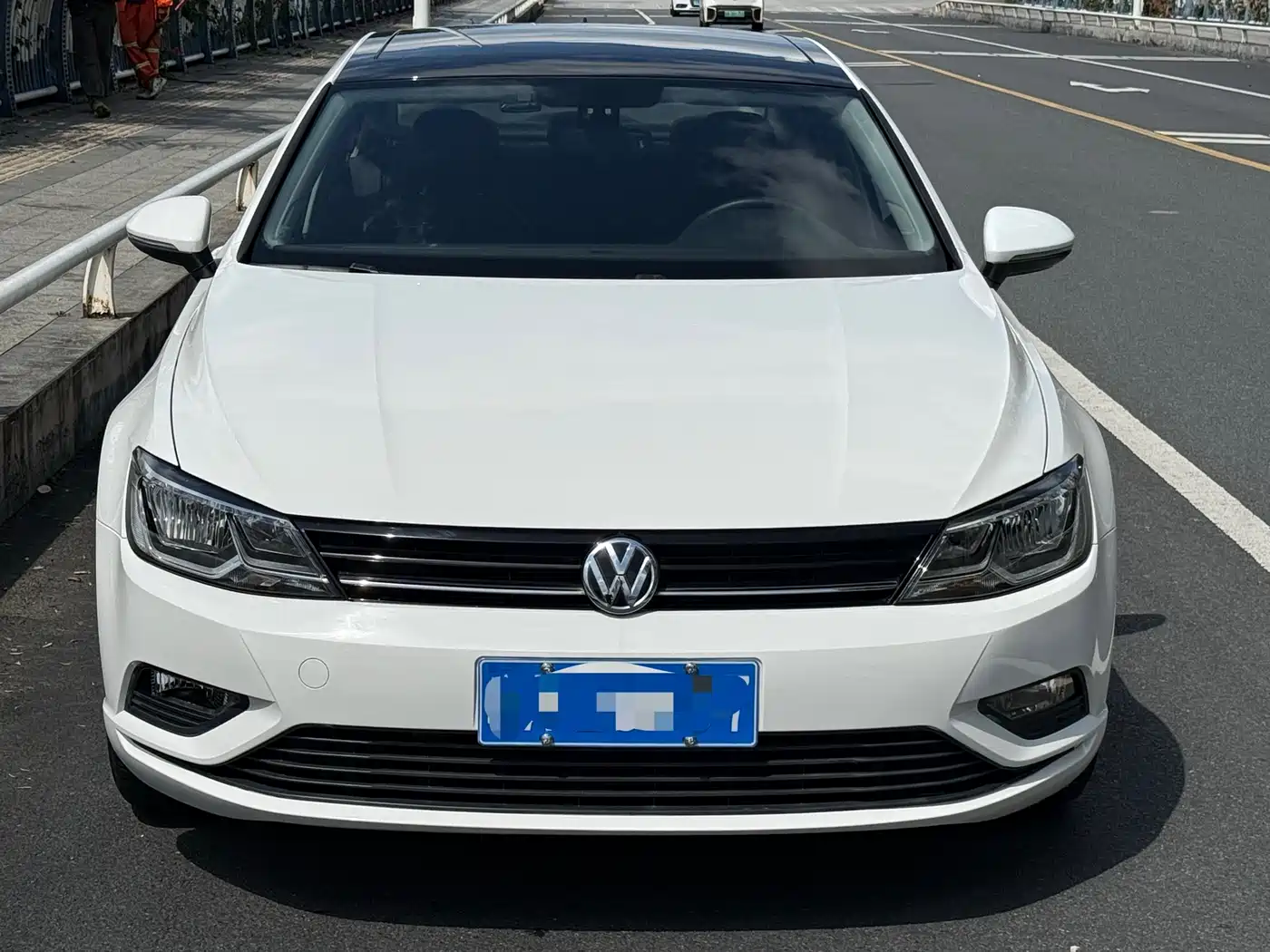 Volkswagen Lamando 2018 230TSI DSG Trend Edition фото 2