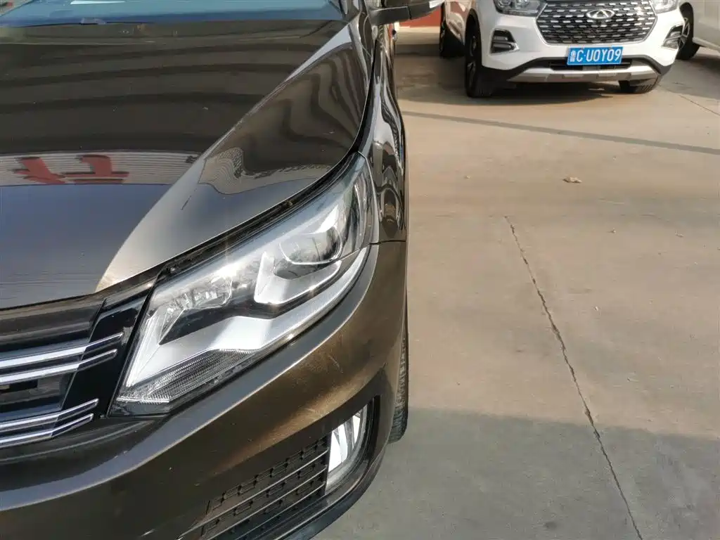 Volkswagen Tiguan 2013 1.8TSI Automatic 2WD Luxury Model фото 24