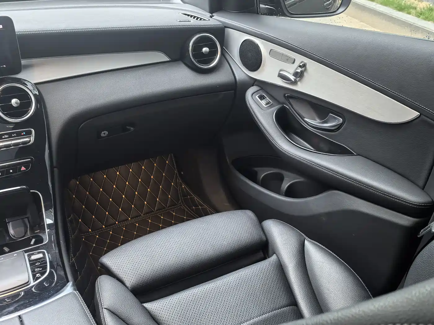 MERCEDES-BENZ GLC COUPE