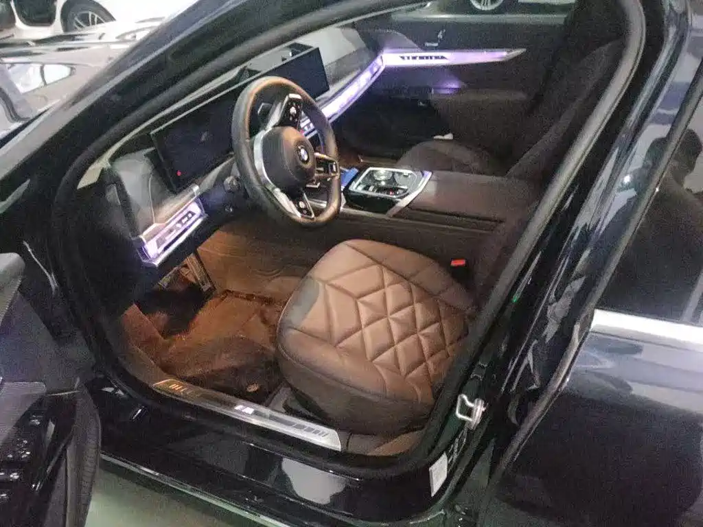 BMW 7 Series 2025 2023 Model 735Li M Sport Package