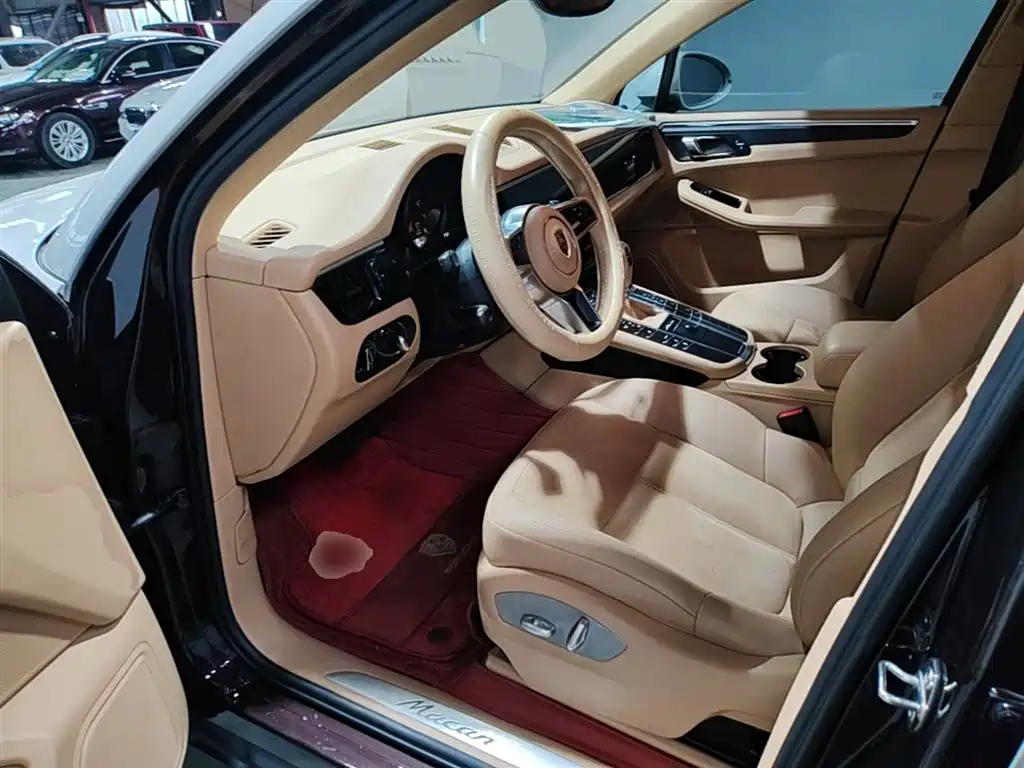 Porsche Macan 2016 Macan 2.0T фото 15