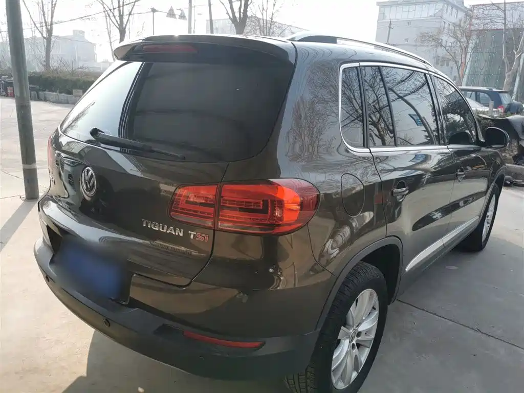 Volkswagen Tiguan 2013 1.8TSI Automatic 2WD Luxury Model фото 7
