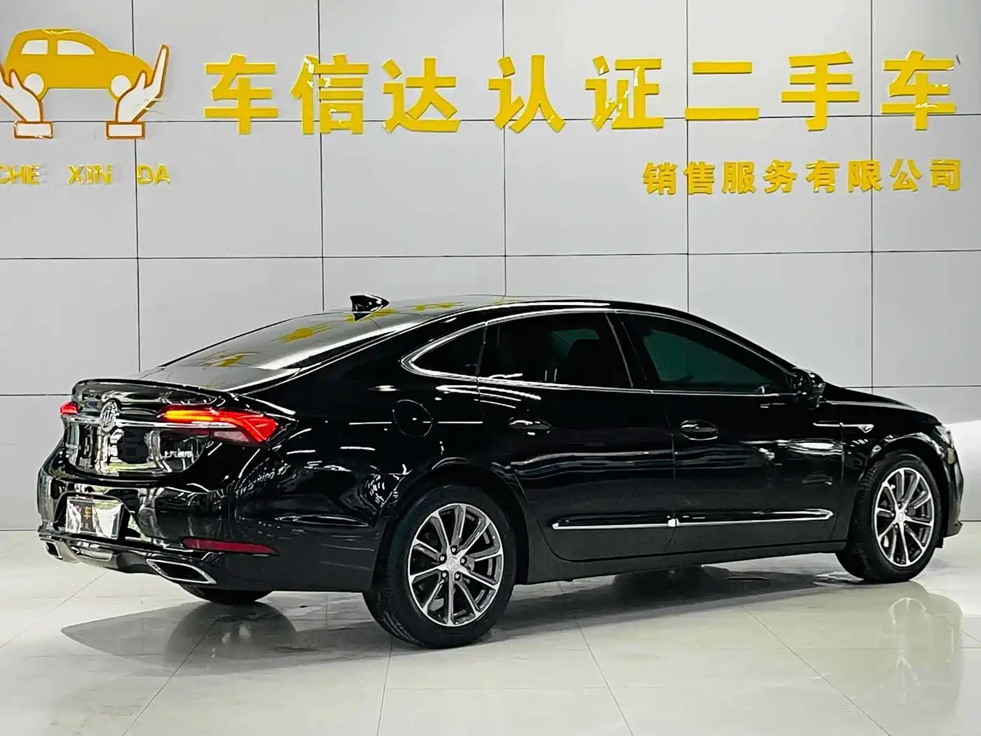 Buick LaCrosse 2019 28T Luxury Edition фото 2