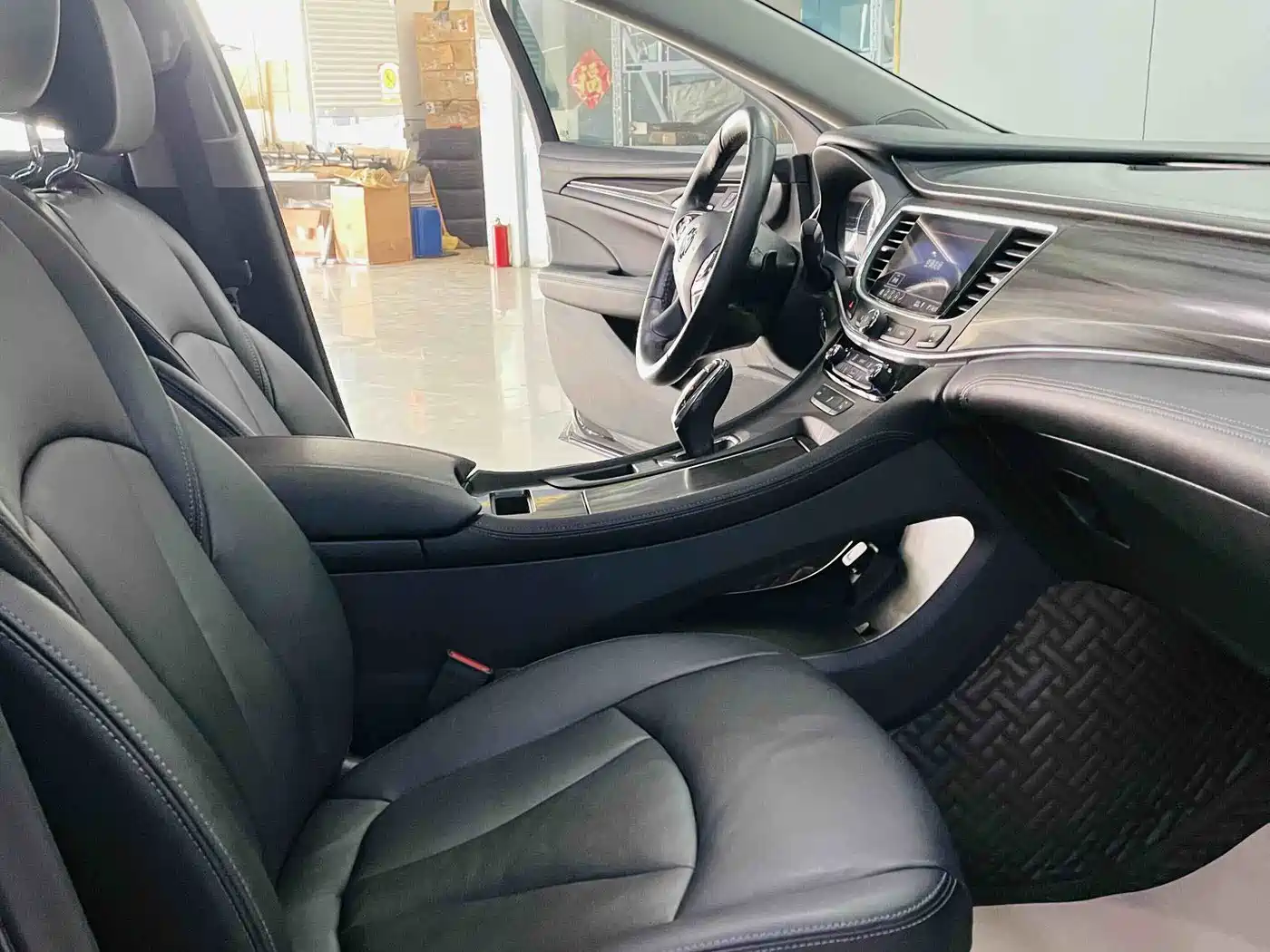 Buick LaCrosse 2019 28T Luxury Edition фото 8
