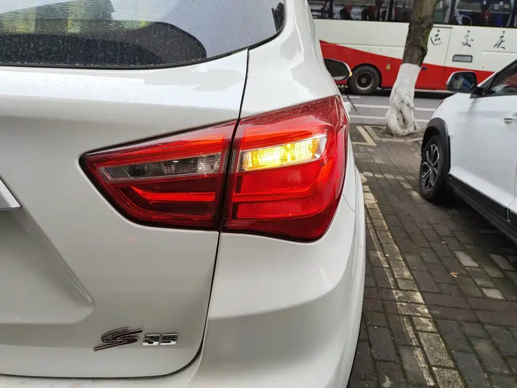 Changan CS35 2018 2017 1.6L Auto Luxury