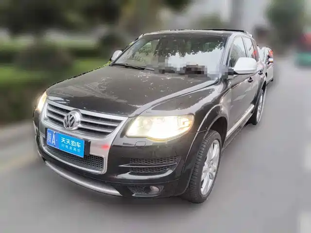 Volkswagen Touareg 2010 3.6 Limited Top Edition — фото 1
