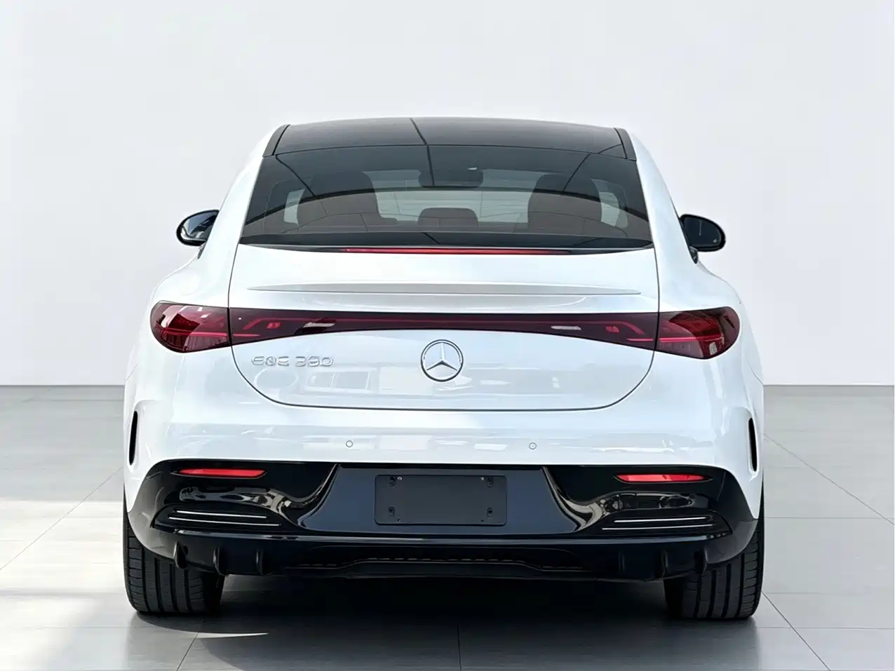 Фото 5 - Mercedes-Benz EQE