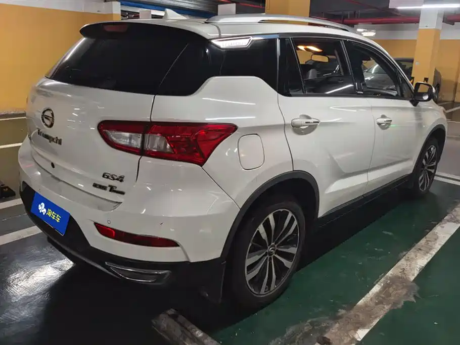 GAC Trumpchi Trumpchi GS4 2016 235T G-DCT Luxury Edition фото 3