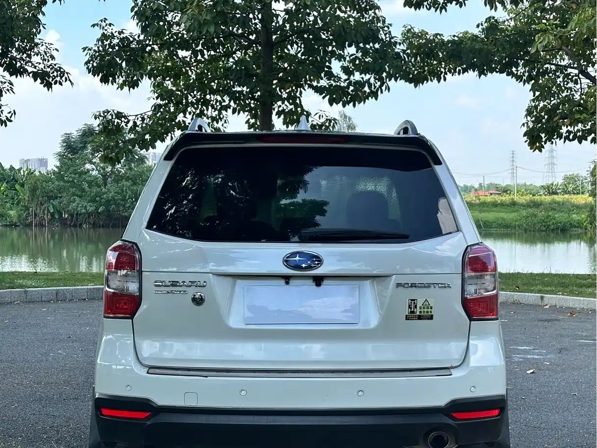 Photo 7 - Subaru Forester