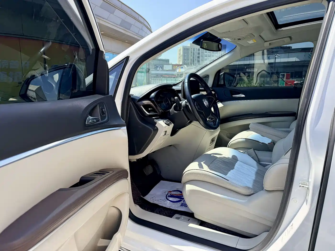 BUICK GL8