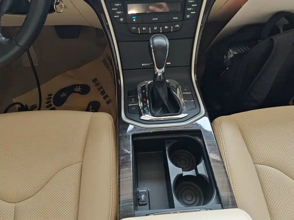 Changan Ruicheng 2016 2014 1.8T Automatic Elite Anniversary Edition China IV