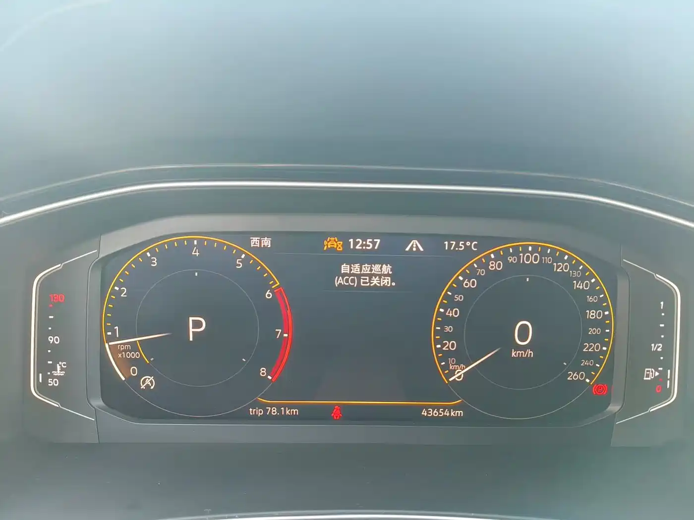 Volkswagen T-ROC 2022 280TSI DSG 2WD Comfort PLUS фото 10