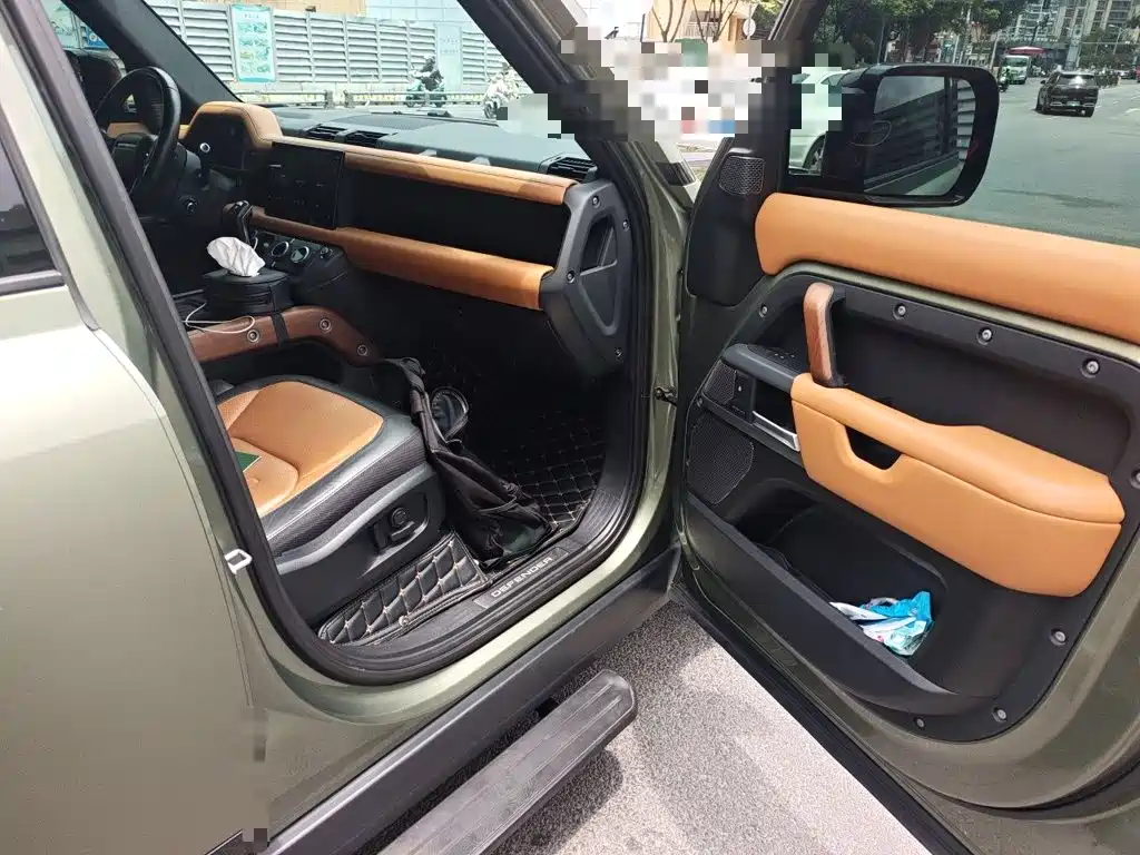 Фото 20 - Land Rover Defender