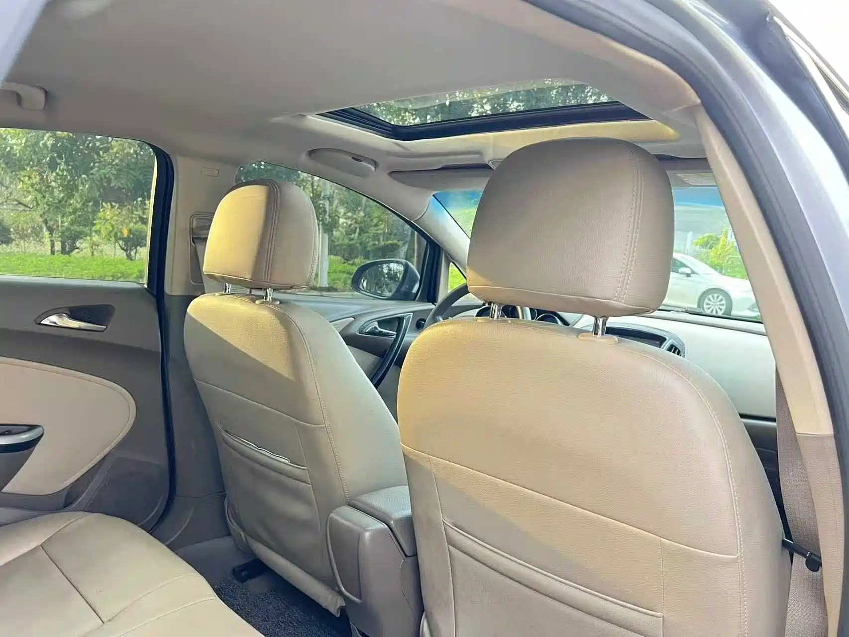 Фото 17 - Buick Excelle