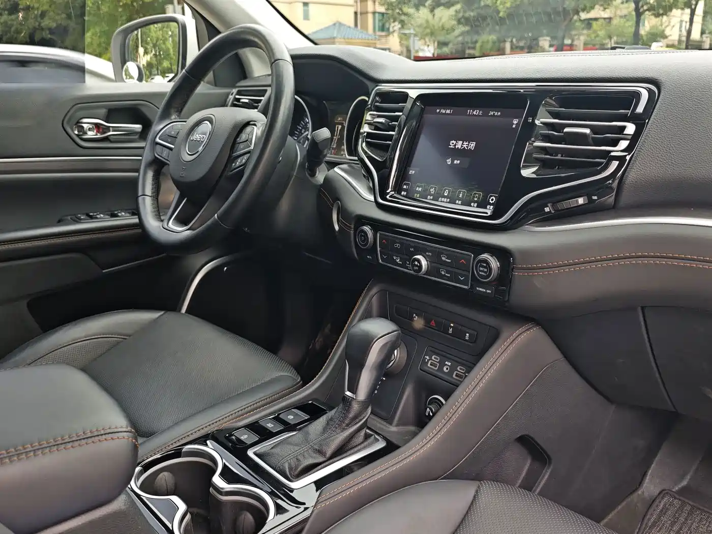 Jeep Grand Commander 2019 2018 2.0T AWD Intelligent Edition (China V)