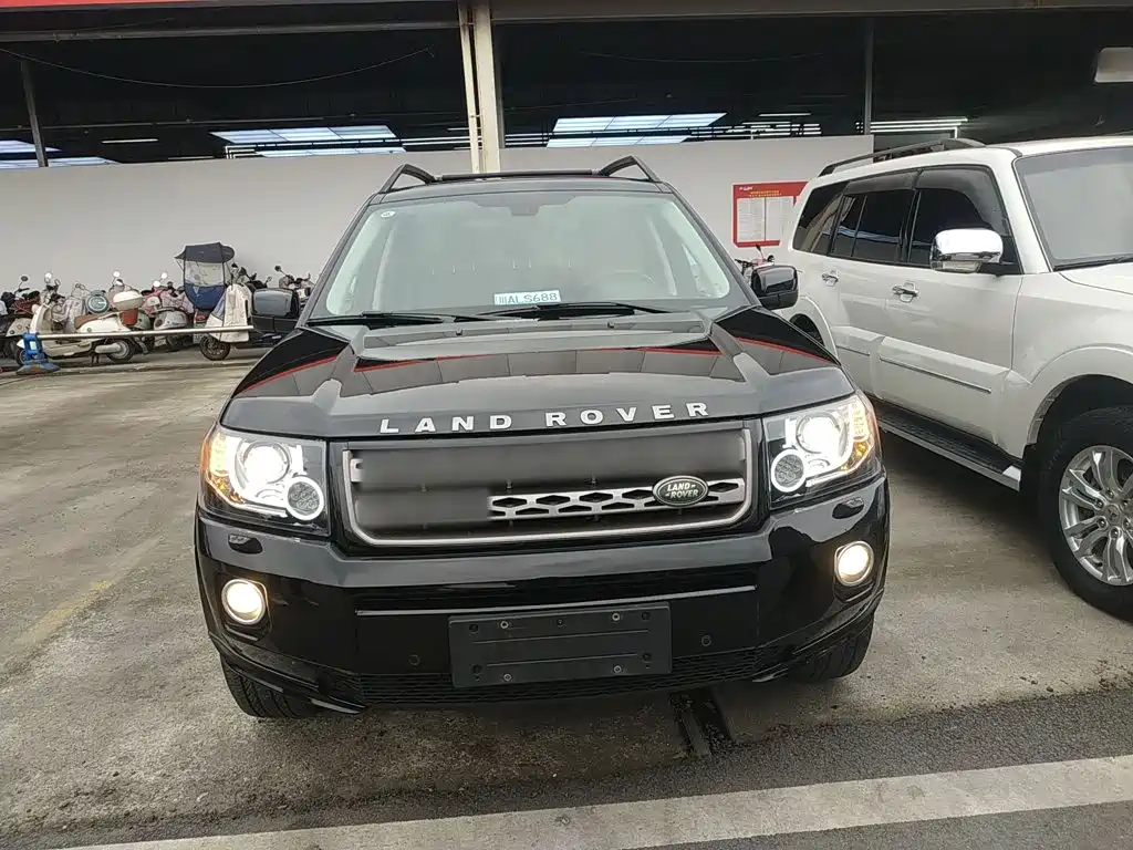 Land Rover Freelander 2 2014 2014 2.0T Si4 SE Gasoline Edition