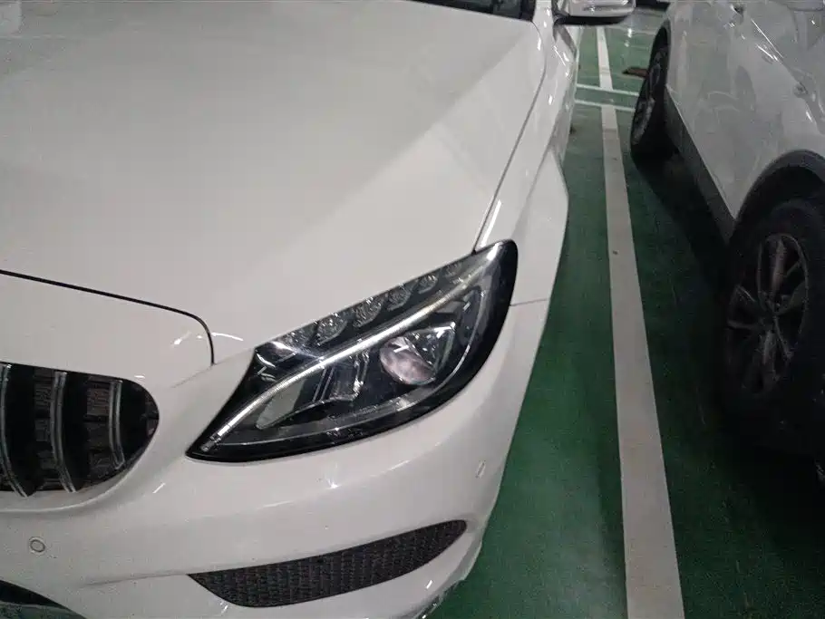 Mercedes-Benz C-Class 2017 Facelift C 200 L Sport Edition фото 5