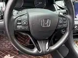 Photo 9 - Honda Avancier