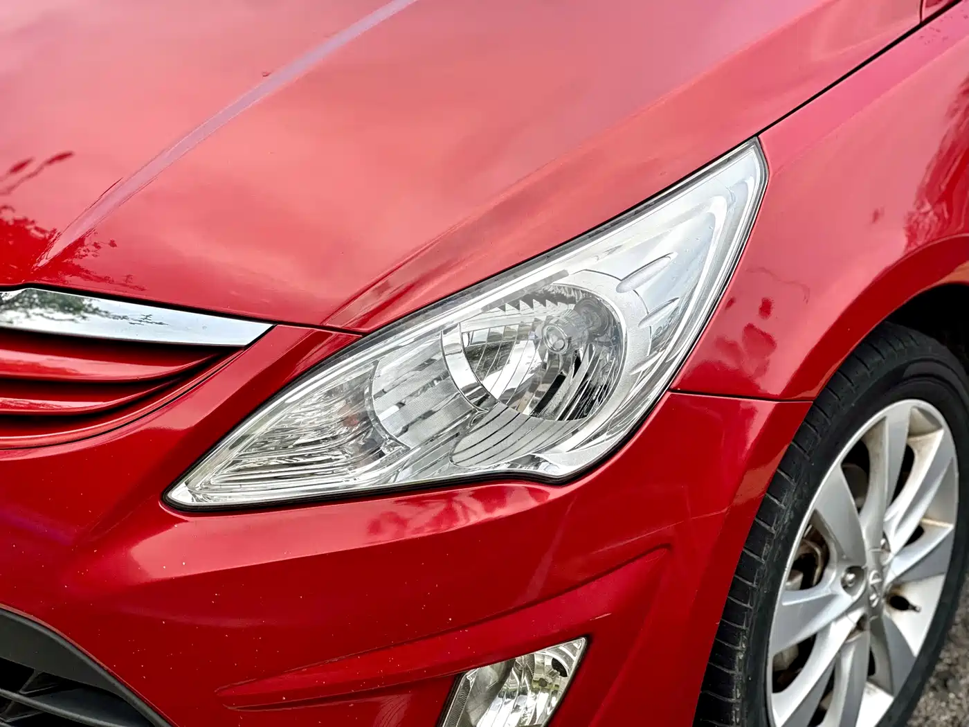 Hyundai Verna 2010 Sedan 1.4L Automatic Fashion GT фото 16