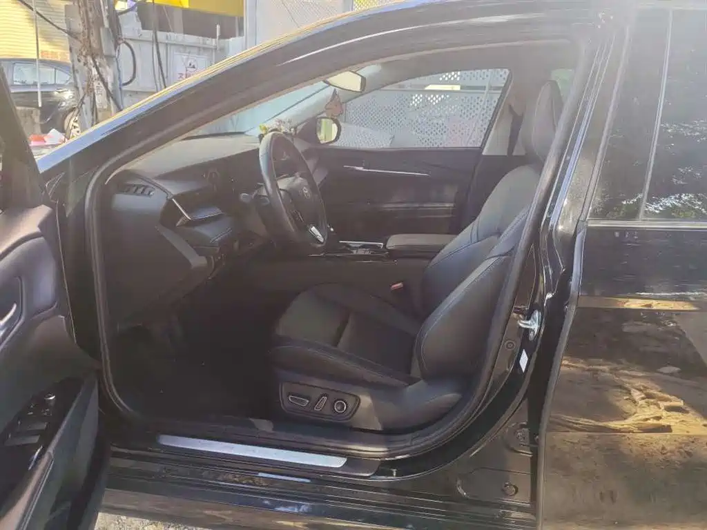 Toyota Camry 2024 2024 Hybrid 2.0HGVP Luxury Edition
