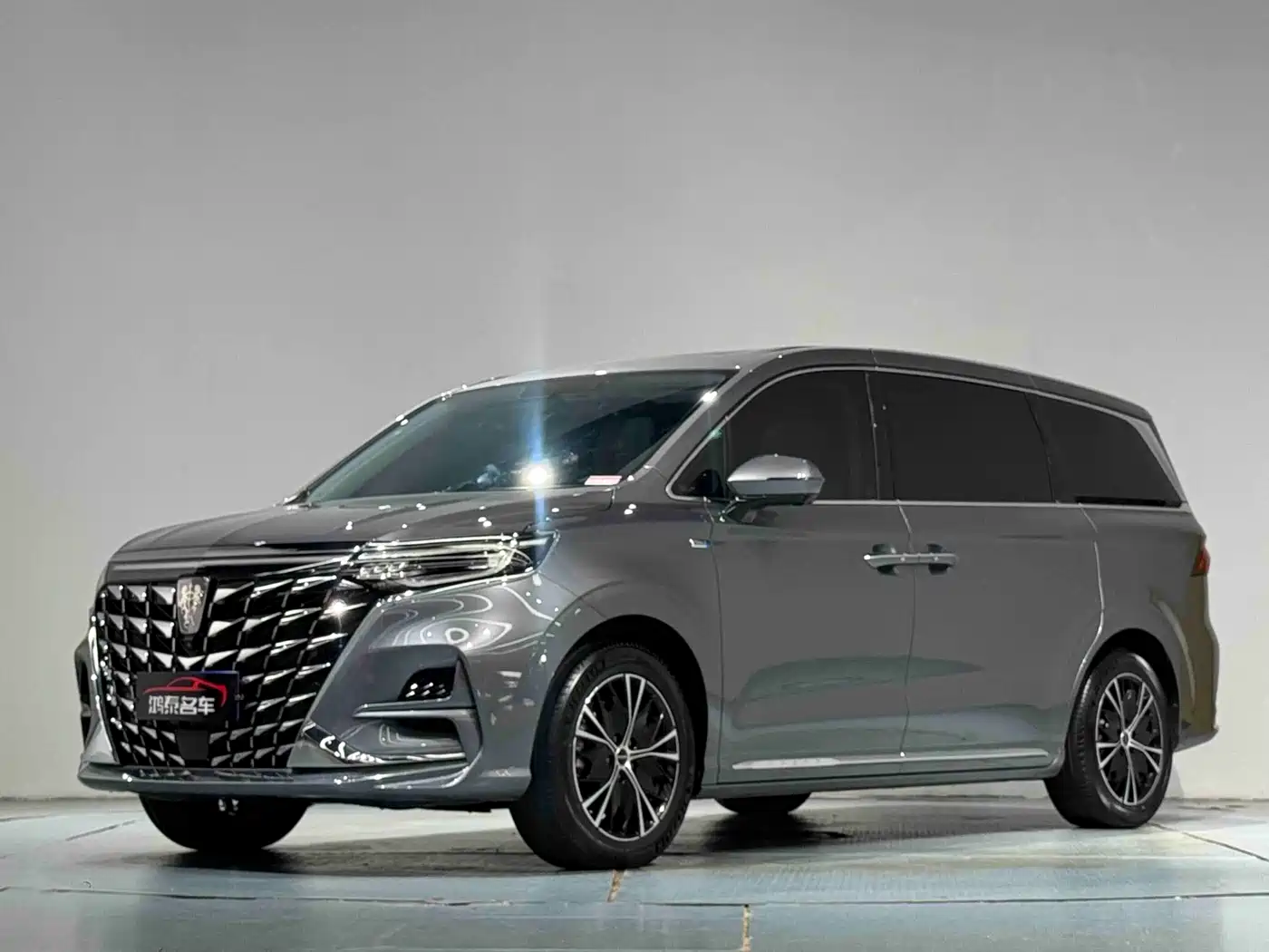 Roewe iMAX8 2023 400TGI Cross Edition
