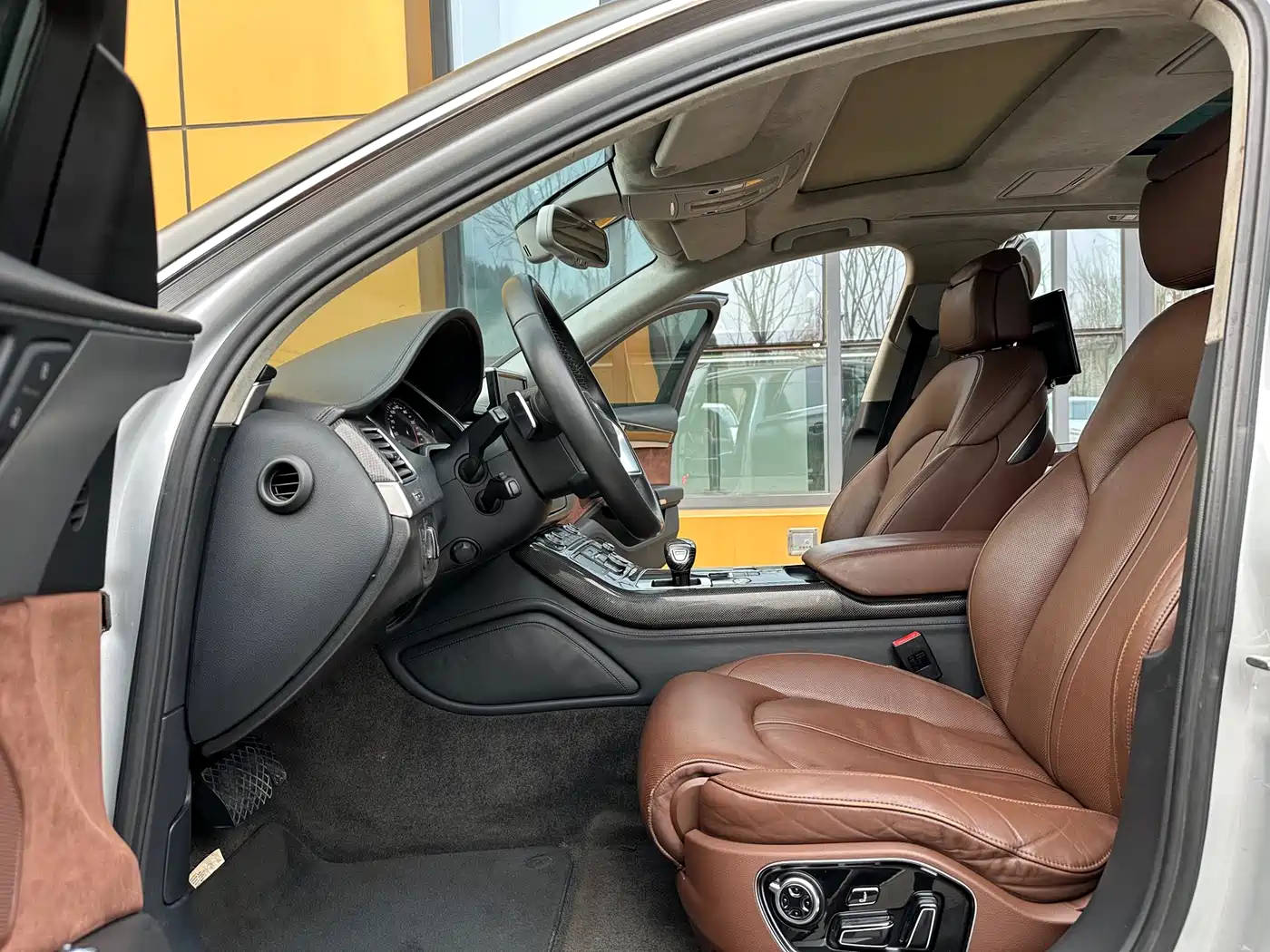 Audi A8 2011 A8L 3.0 TFSI quattro Luxury (213kW) фото 4