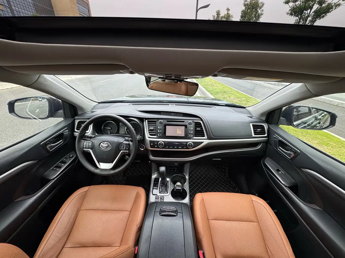 Toyota Highlander 2018 Model 2.0T 4WD Knight Edition 7-Seater China VI фото 5