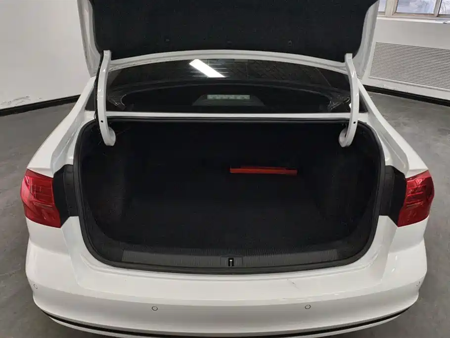 Volkswagen Bora 2019 Bora Legend 1.5L Manual Fashion China VI фото 4