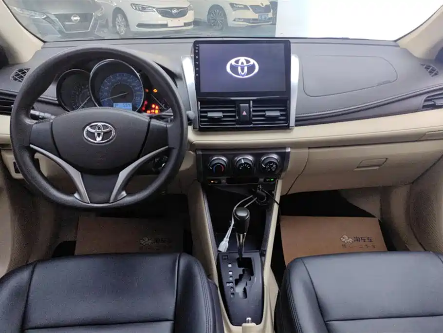 Toyota YARiS L Zhi Xuan 2015 1.5E Auto Charming Edition фото 12
