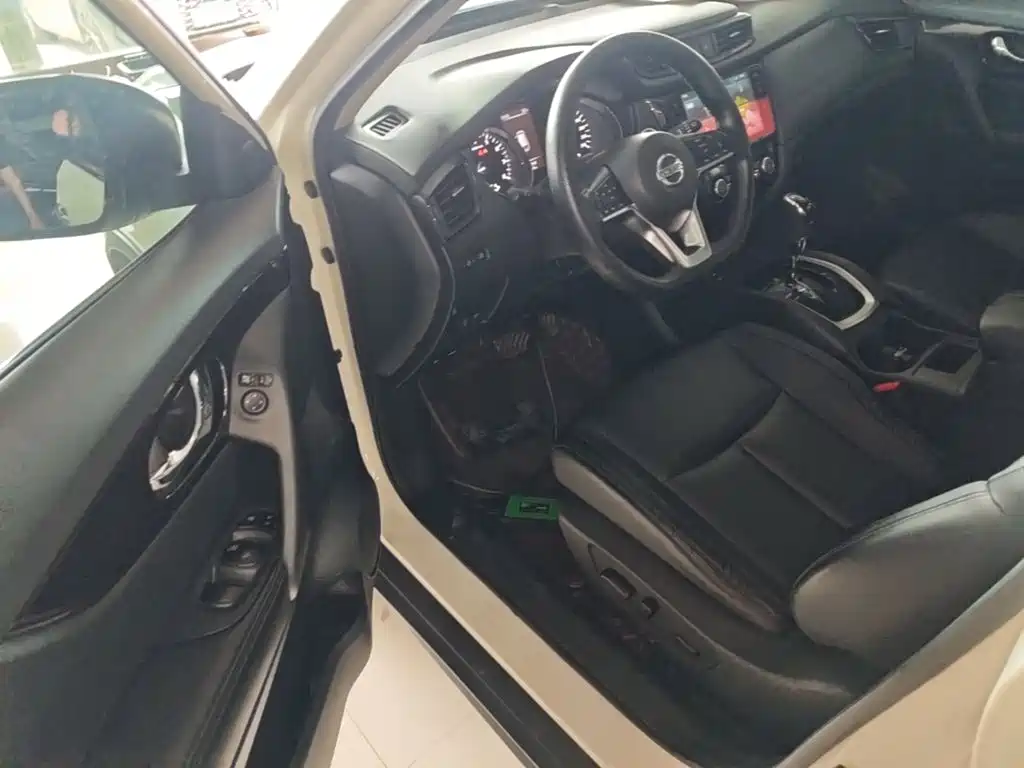 Nissan X-Trail 2019 2.0L CVT Smart Comfort 2WD 16