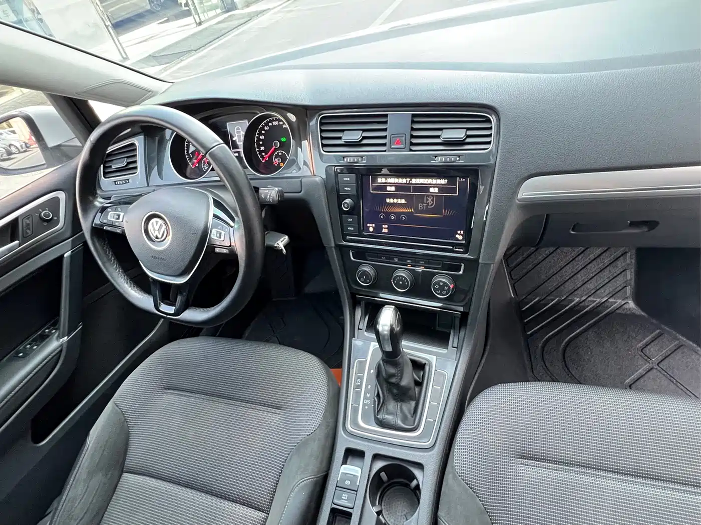 Volkswagen Golf 2019 280TSI DSG Comfort China VI фото 19