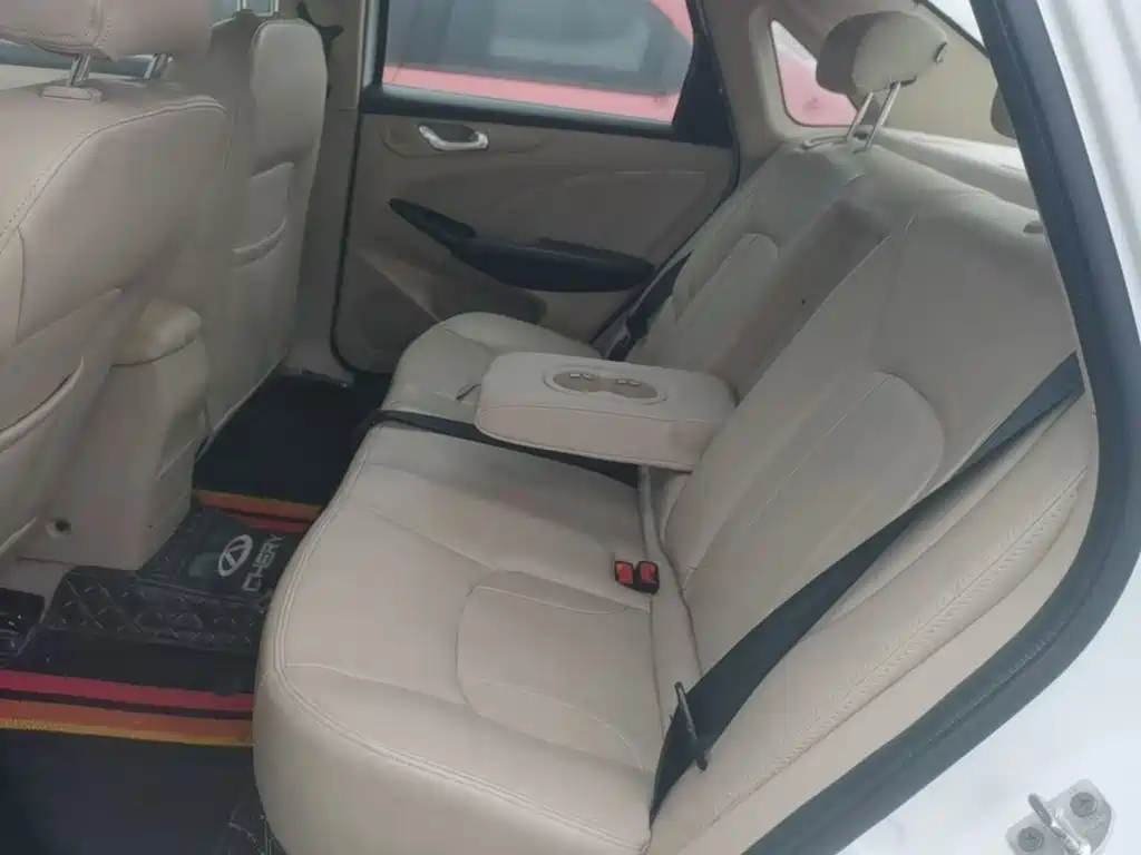 Chery Arrizo 7 2015 2015 1.6L Manual Zhishang Edition