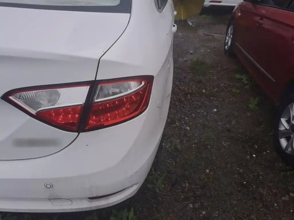 Chery Arrizo 7 2015 2015 1.6L Manual Zhishang Edition