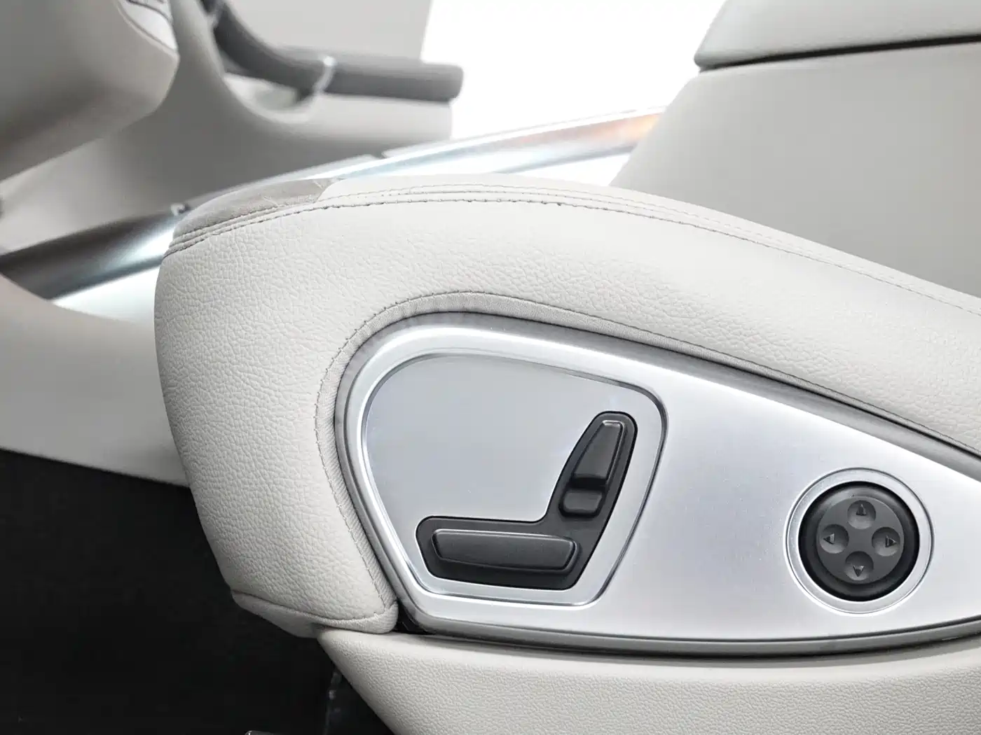 Mercedes-Benz R-Class 2014 R 320 4MATIC Business фото 23
