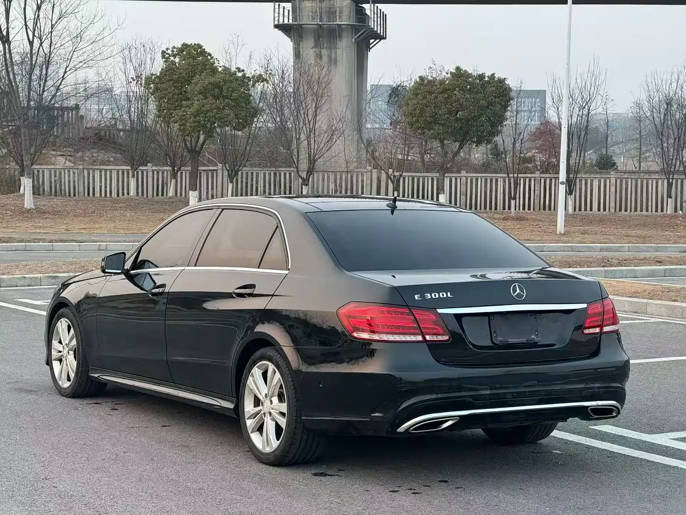 Mercedes-Benz E-Class 2014 Facelift E 300 L Sport фото 4