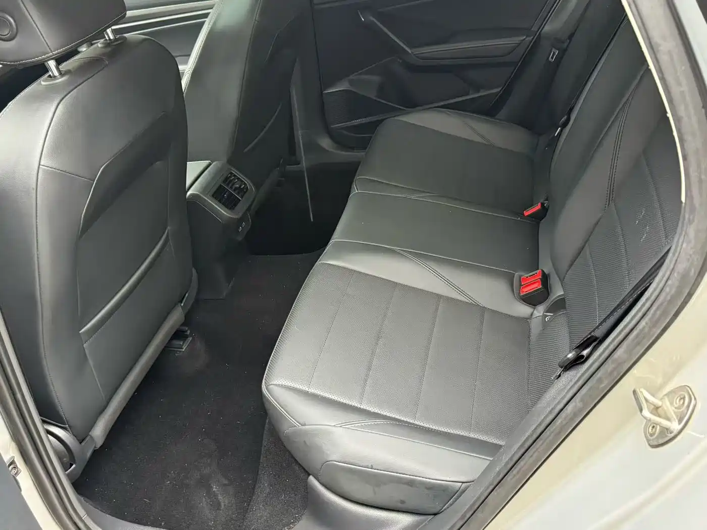 Volkswagen Lavida 2019 1.5L Automatic Comfort Edition China VI фото 6