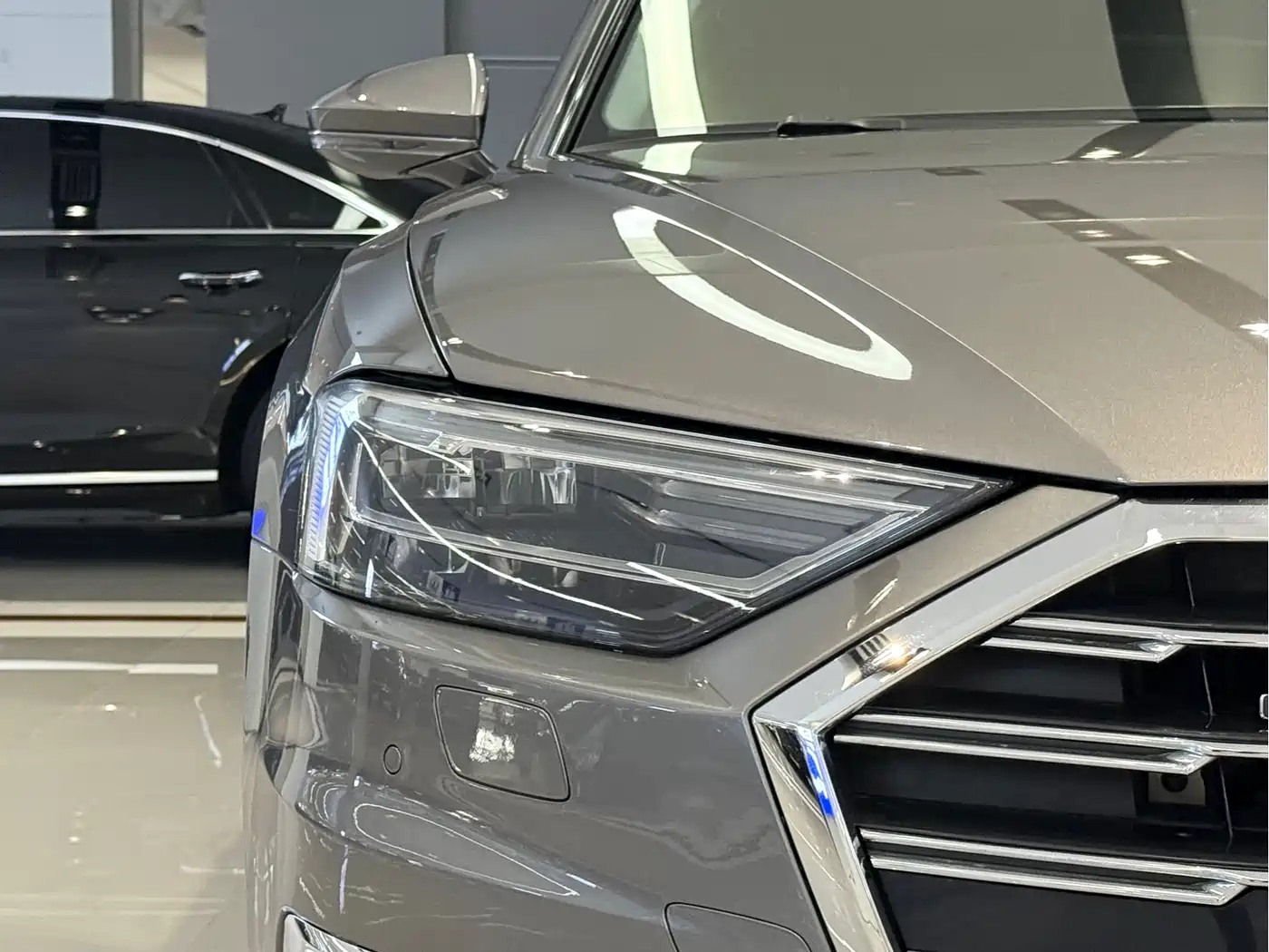 Audi A8 2018 A8L 55 TFSI quattro Launch Premium фото 4