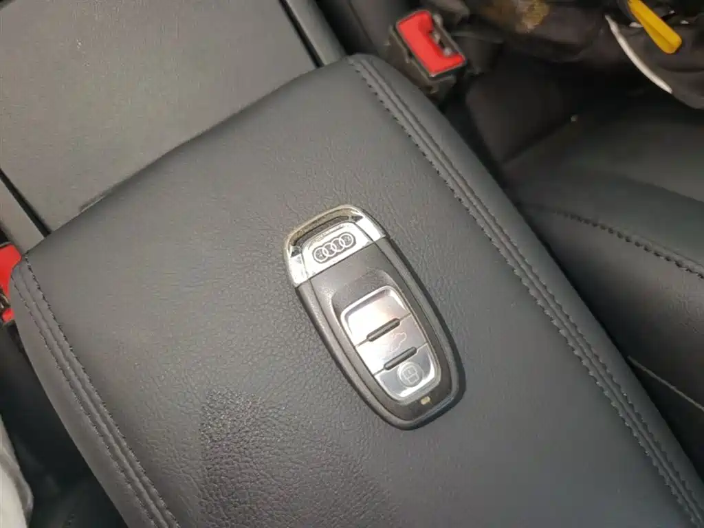 Audi A6L 2014 30 FSI Technology фото 9
