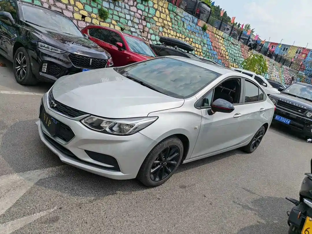 Chevrolet Cruze 2018 Redline 320 Automatic Pioneer Edition