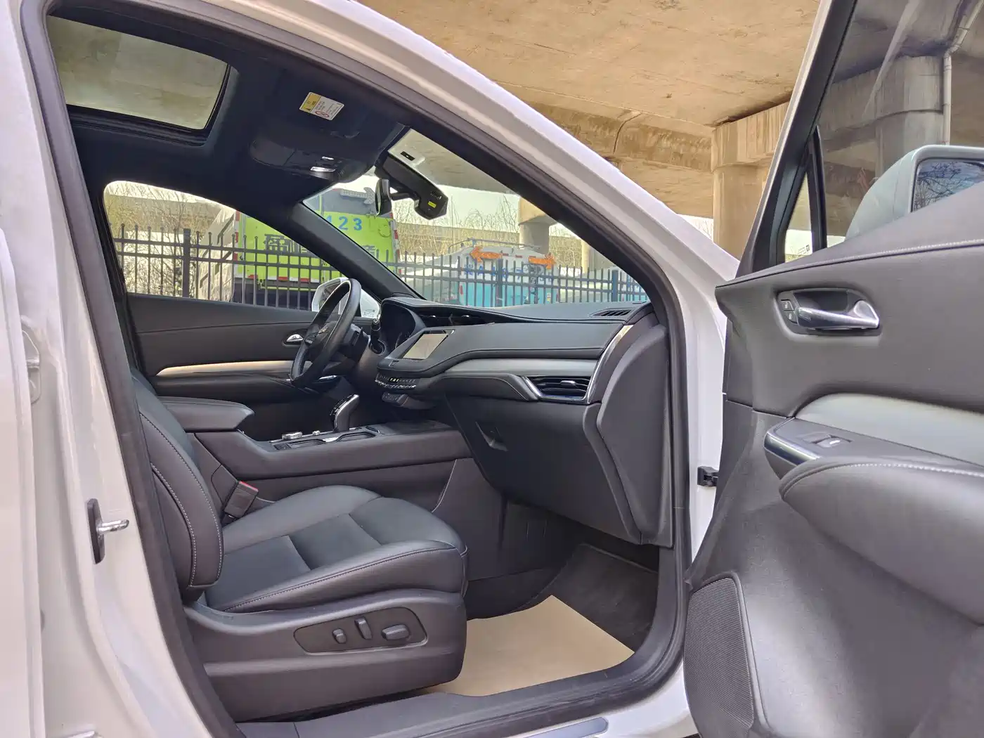 Cadillac XT4 2021 28T FWD Premium Edition фото 20